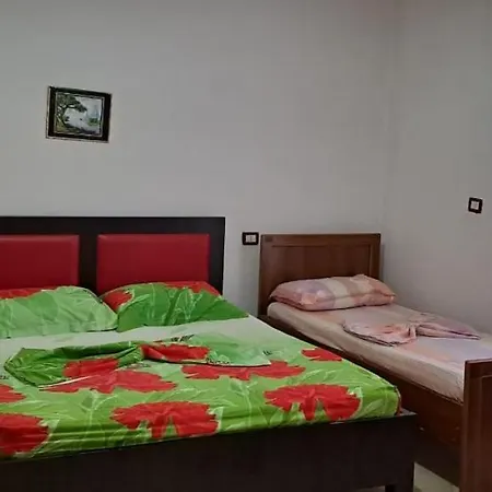 Cozy Plazh Apartment Durres